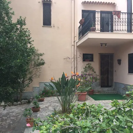 Il Carrubo