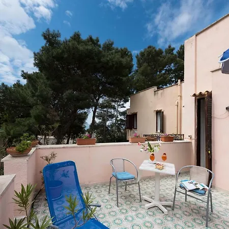 Bed & Breakfast Il Carrubo *