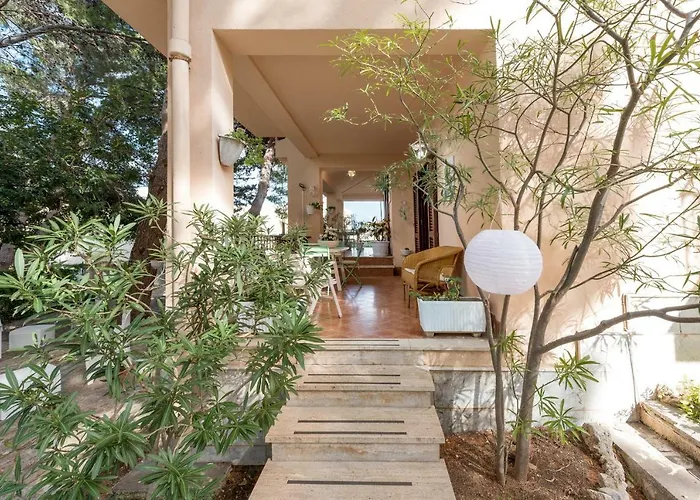 Il Carrubo Frühstückspension *