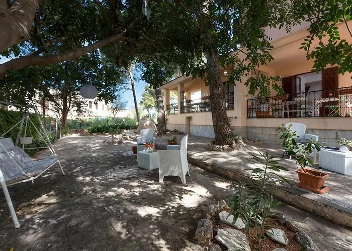 Il Carrubo Frühstückspension *